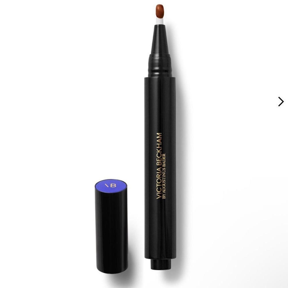 Victoria Beckham Beauty Concealer DK1